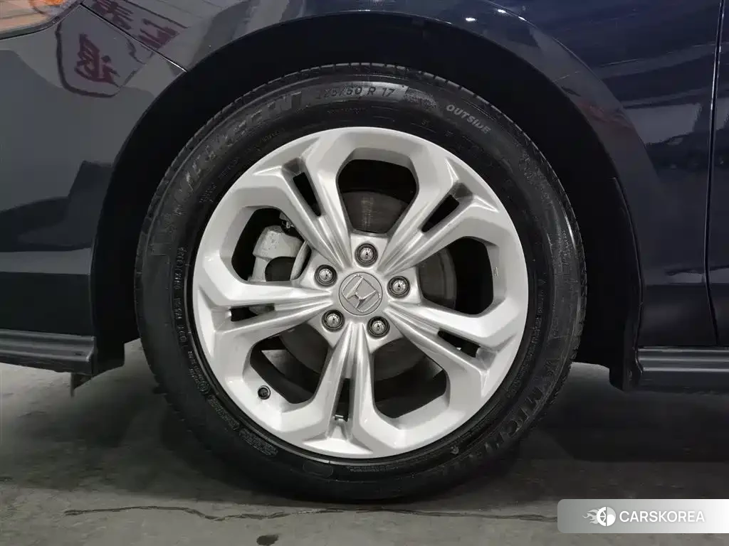 Honda Accord id 4601748 из Китая 11