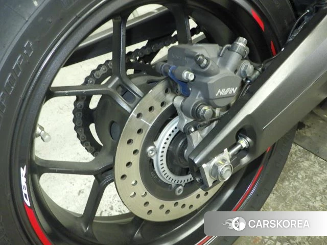 Проданный Honda CBR650R id 4006181 из Японии, фото 11