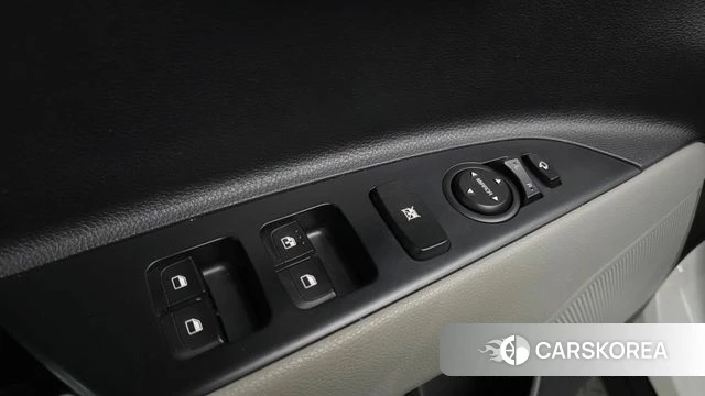 Kia Stonic id 4543499 из Кореи 11