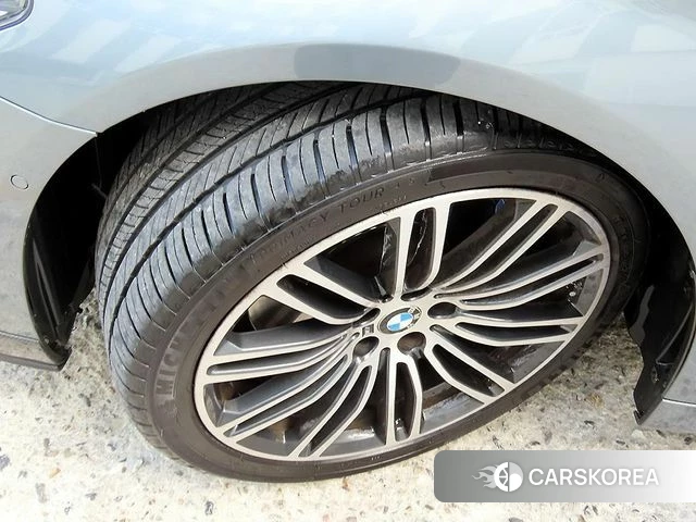 BMW 5 Series (G30) id 4836853 из Кореи 11