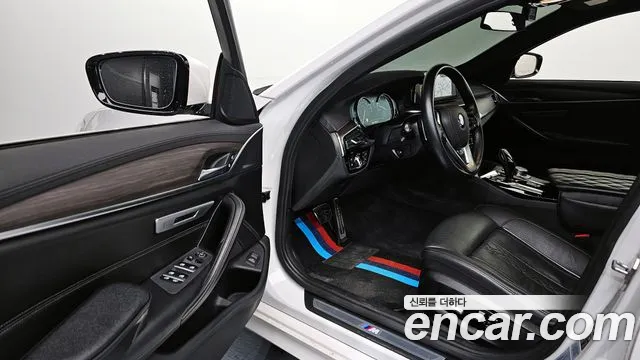 BMW 5 Series (G30) id 2580277 из Кореи 11