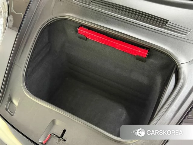 Porsche 911(992) id 4594994 из Кореи 11