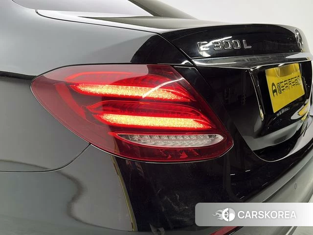 Mercedes-Benz E-class id 4253161 из Китая 11
