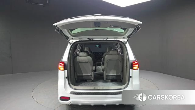 Kia The New Carnival id 4543711 из Кореи 11
