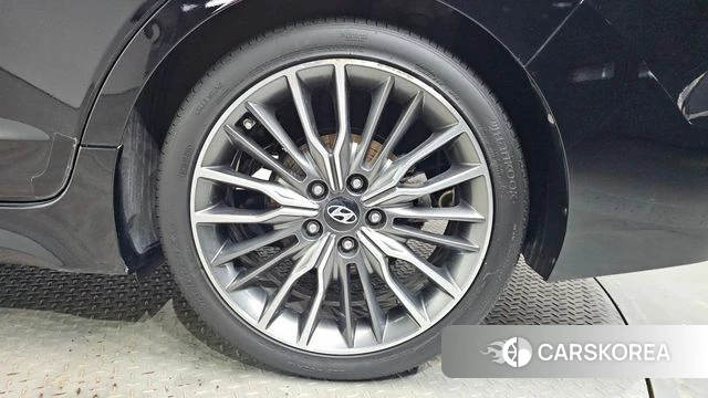 Hyundai Avante AD id 4508688 из Кореи 11