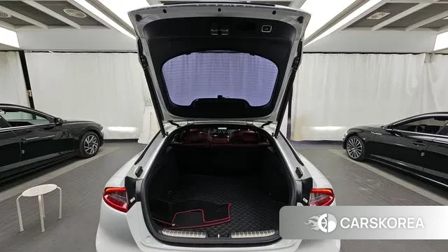 Kia Stinger id 3434726 из Кореи 11