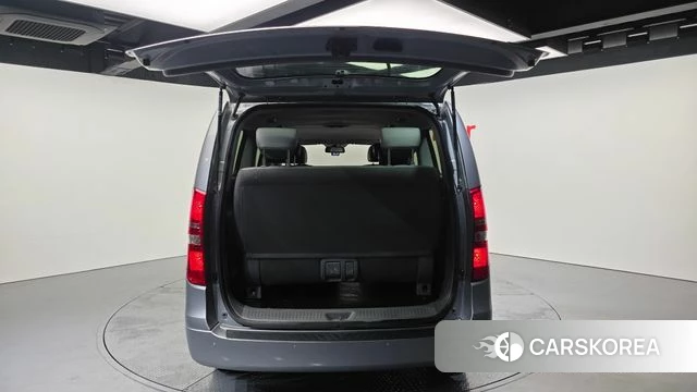 Hyundai The New Grand Starex id 3843540 из Кореи 11