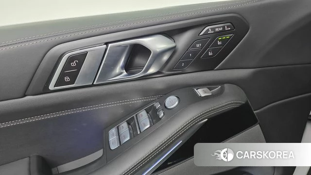 BMW X7 (G07) id 4408433 из Кореи 11