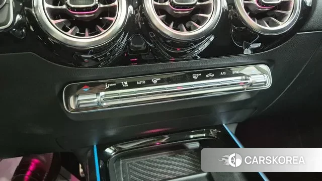 Mercedes-Benz GLA - Class H247 id 3757732 из Кореи 11