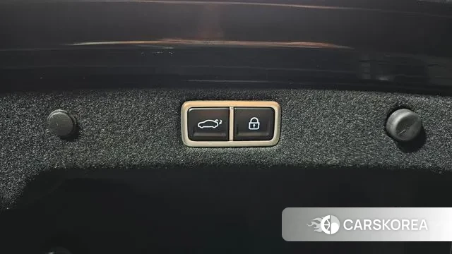 Hyundai Grandeur (GN7) id 3002630 из Кореи 11