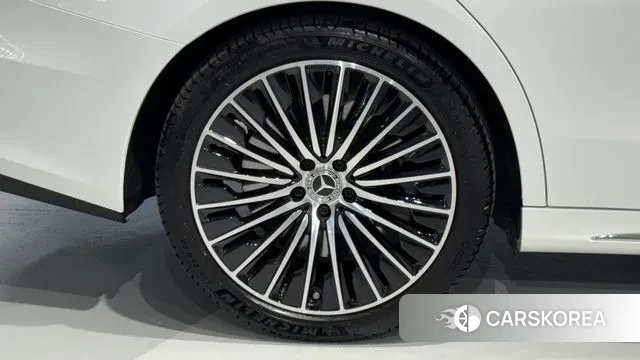 Mercedes-Benz E-Class W214 id 3359354 из Кореи 11