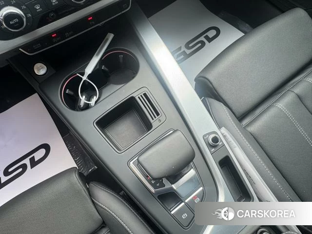 Audi A4L id 4253734 из Китая 11