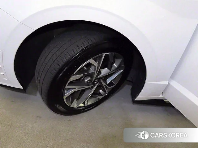 Hyundai Sonata (DN8) id 2979871 из Кореи 11