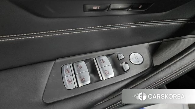 BMW 5 Series (G30) id 4415371 из Кореи 11