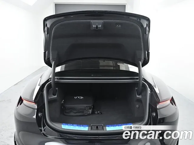 Porsche Taycan id 2334405 из Кореи 11