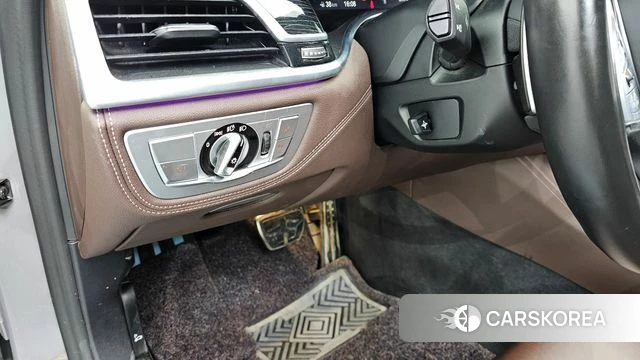 BMW 7 Series (G11) id 3916123 из Кореи 11