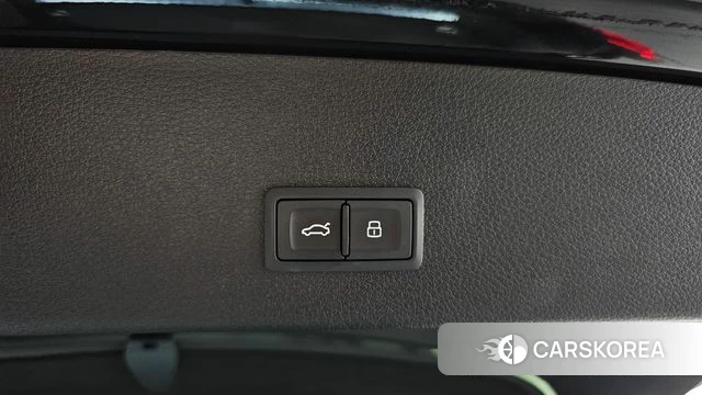 Audi e-Tron id 3833047 из Кореи 11