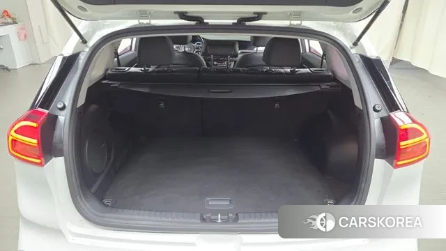 Kia Niro EV id 3427983 из Кореи 11