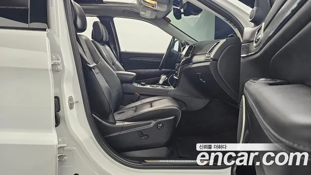 Jeep Grand Cherokee id 2672510 из Кореи 11