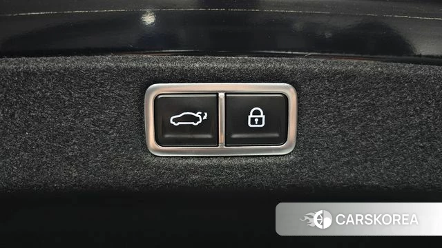 Hyundai Grandeur (GN7) id 3963642 из Кореи 11