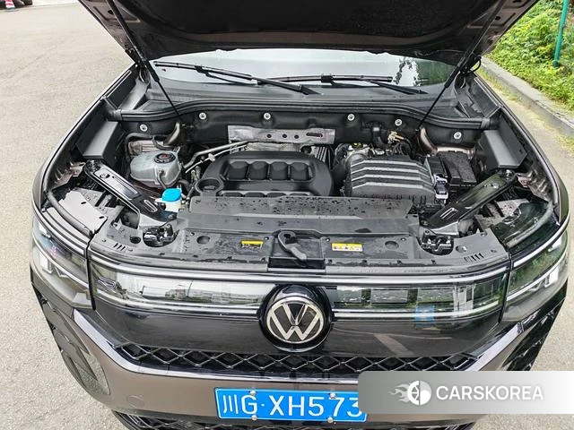 Volkswagen Tourang id 4393446 из Китая 11