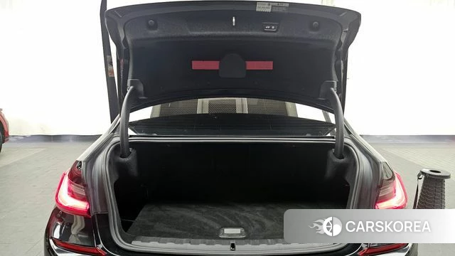 BMW 3 Series (G20) id 3941689 из Кореи 11