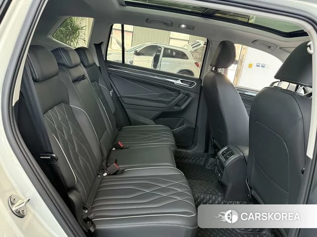 Volkswagen Tiguan L id 4276332 из Китая 11