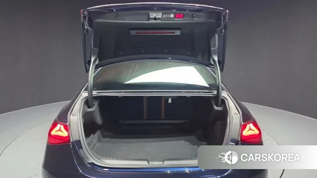 Mercedes-Benz E-Class W214 id 3436946 из Кореи 11