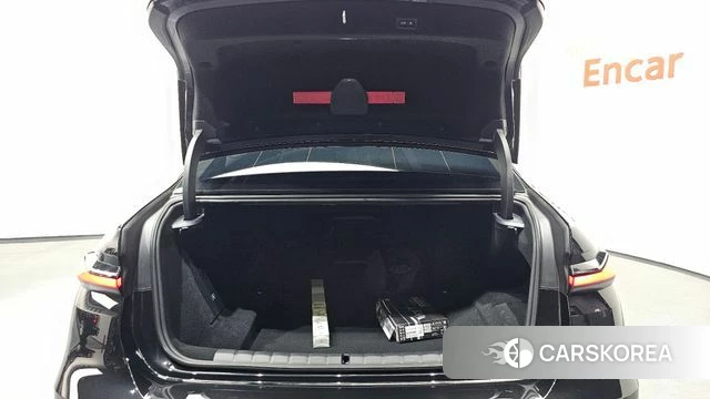 BMW 7 Series (G70) id 3952519 из Кореи 11