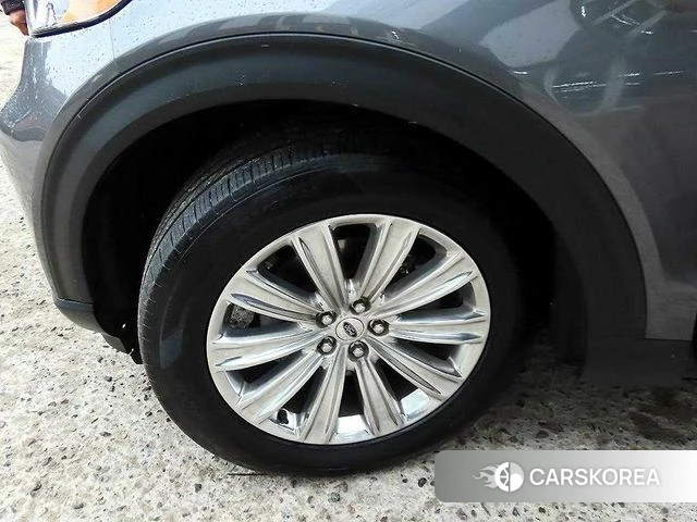 Ford Explorer 6th Generation id 3954446 из Кореи 11