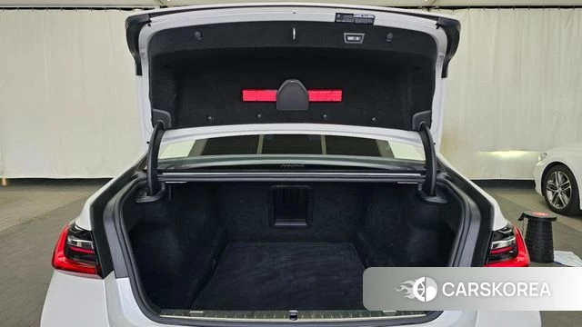 BMW 7 Series (G11) id 3934861 из Кореи 11