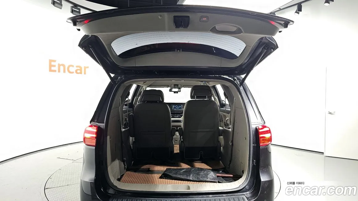 Kia The New Carnival id 2022386 из Кореи 11