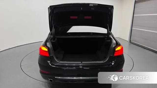 BMW 5 Series (G30) id 3530652 из Кореи 11