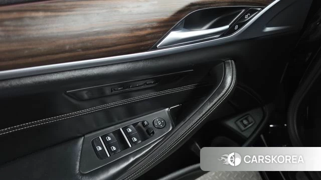 BMW 5 Series (G30) id 4837234 из Кореи 11