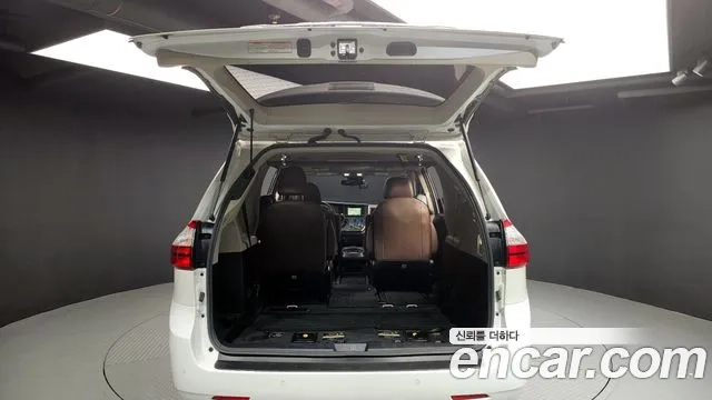 Toyota Sienna id 2887095 из Кореи 11