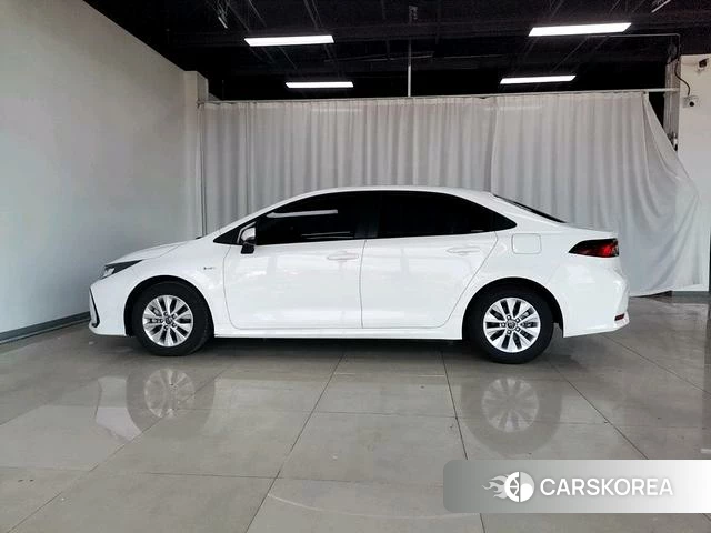 Toyota Corolla id 4235917 из Китая 11