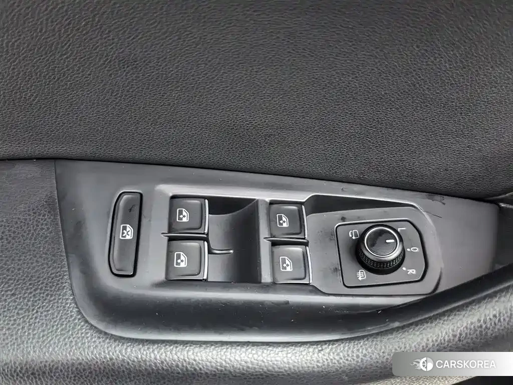 Volkswagen Magotan id 4577812 из Китая 11