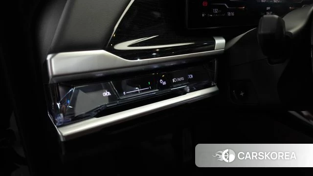 BMW 7 Series (G70) id 4301997 из Кореи 11