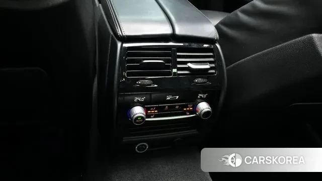 BMW 5 Series (G30) id 3470065 из Кореи 11