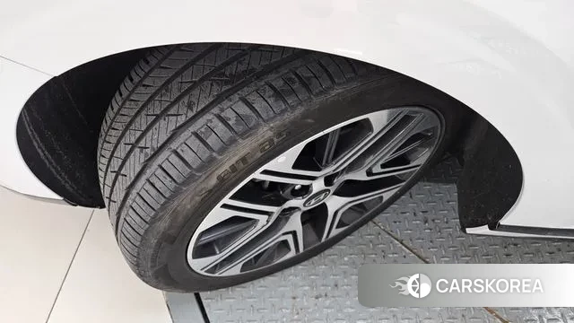 Hyundai Grandeur (GN7) id 3769909 из Кореи 11