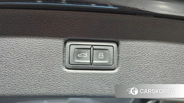 Audi Q7 (4M) id 3813423 из Кореи 11