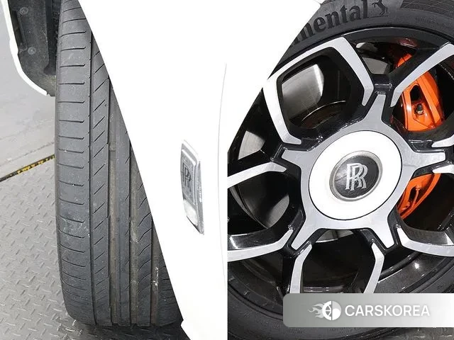 Rolls-Royce Cullinan id 2902426 из Кореи 11