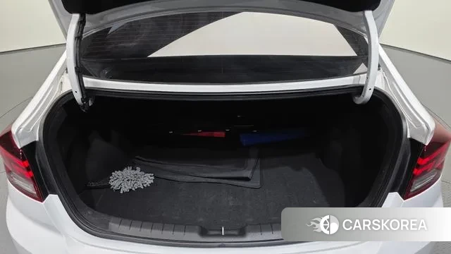 Hyundai The New Avante AD id 3612353 из Кореи 11