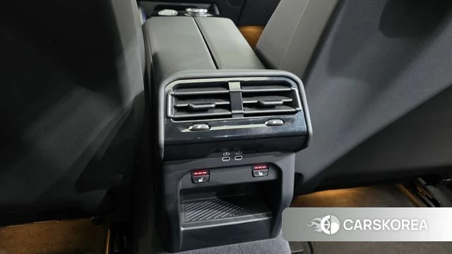 BMW 5 Series (G60) id 4734796 из Кореи 11