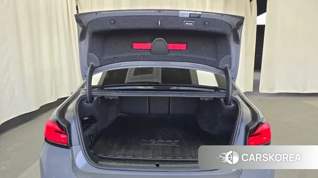 BMW 5 Series (G30) id 3721663 из Кореи 11