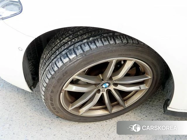 BMW 5 Series (G30) id 3942991 из Кореи 11