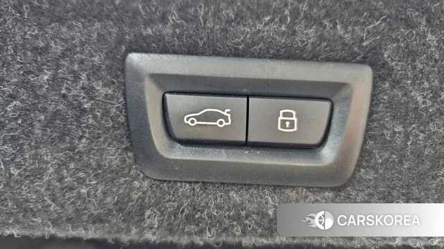 BMW 5 Series (G30) id 3431962 из Кореи 11