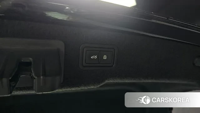 Audi A8 (D5) id 3263630 из Кореи 11