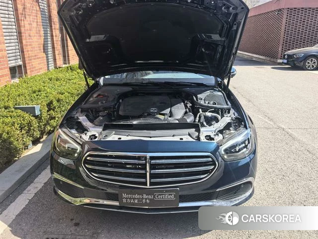 Mercedes-Benz E-class id 3983297 из Китая 11