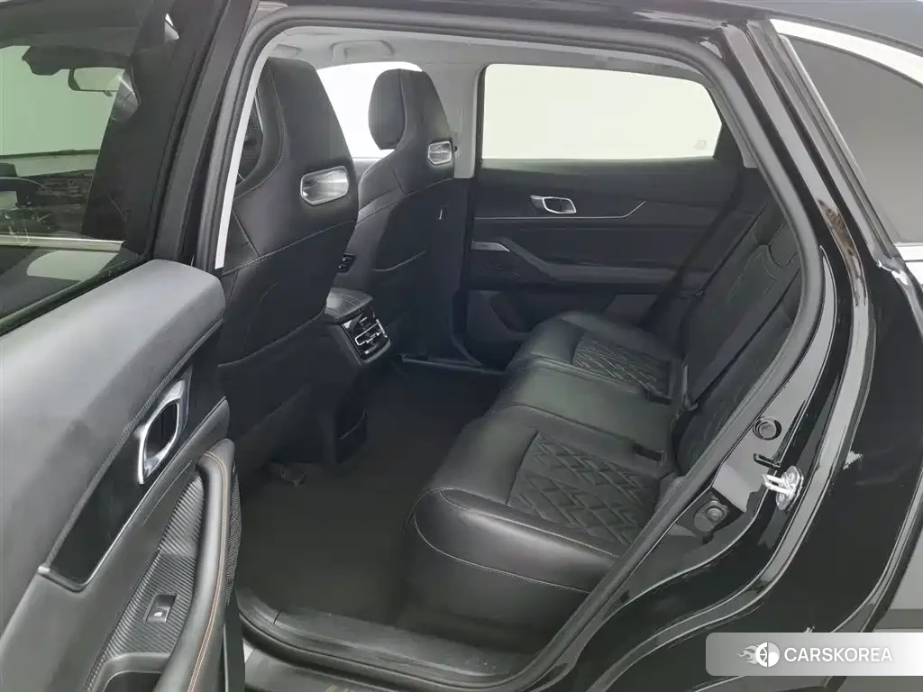 Chang'an Changan UNI-K Smart iDD id 4545979 из Китая 11